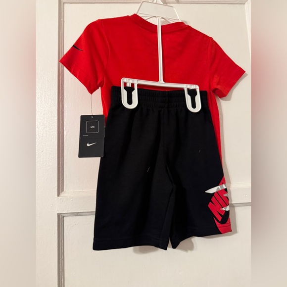 Nike Boys Set Sz 6 - Picture 3 of 4